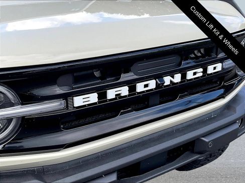 Used 2025 Ford Bronco Outer Banks AWD/4WD image 33