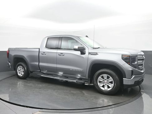 Used 2023 GMC Sierra 1500 SLE w/ Preferred Package AWD/4WD image 7