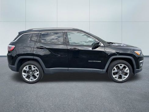 Used 2019 Jeep Compass Limited w/ Safety & Security Group AWD/4WD image 2