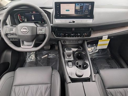 New 2026 Nissan Rogue Platinum AWD/4WD image 17