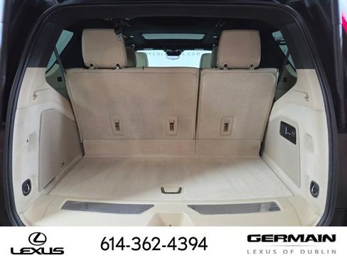 Used 2023 Cadillac Escalade Premium Luxury AWD/4WD image 21