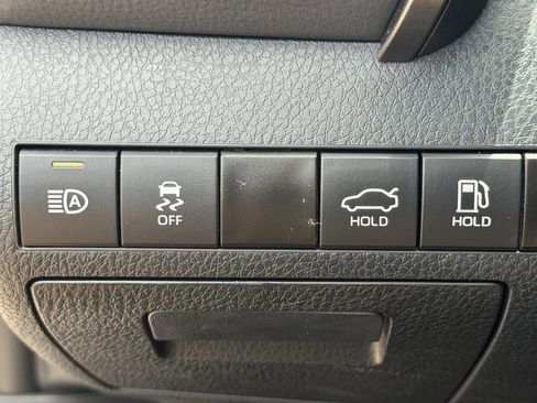 Used 2024 Toyota Camry SE FWD image 24