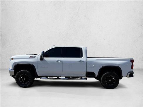 Used 2021 Chevrolet Silverado 2500 LTZ w/ LTZ Plus Package AWD/4WD image 9