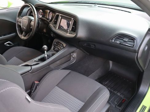 Used 2023 Dodge Challenger R/T w/ T/A Package image 31