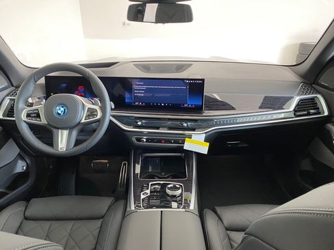 New 2026 BMW X5 xDrive50e w/ Executive Package image 16