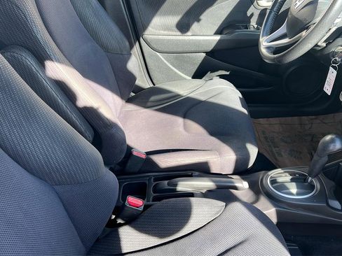 Used 2013 Honda Fit Sport image 17