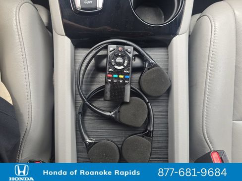 Used 2021 Honda Pilot Touring image 30