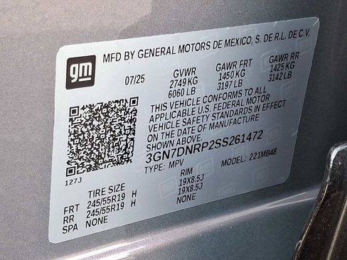 New 2025 Chevrolet Equinox EV LT image 19