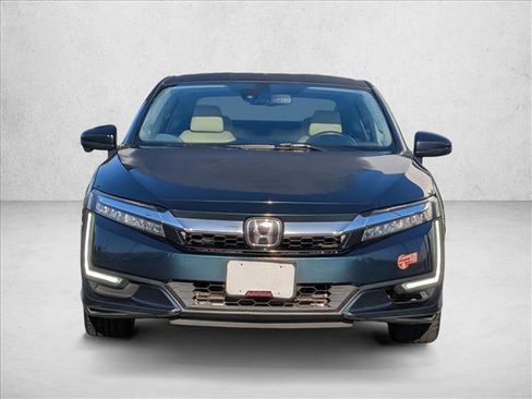 Used 2018 Honda Clarity Touring image 2