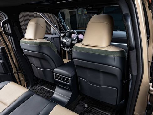 Used 2024 Lexus GX 550 AWD/4WD image 33