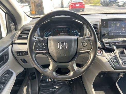 Used 2023 Honda Odyssey EX-L image 14