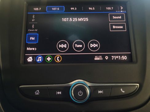 Used 2020 Chevrolet Equinox LT w/ Driver Convenience Package image 25