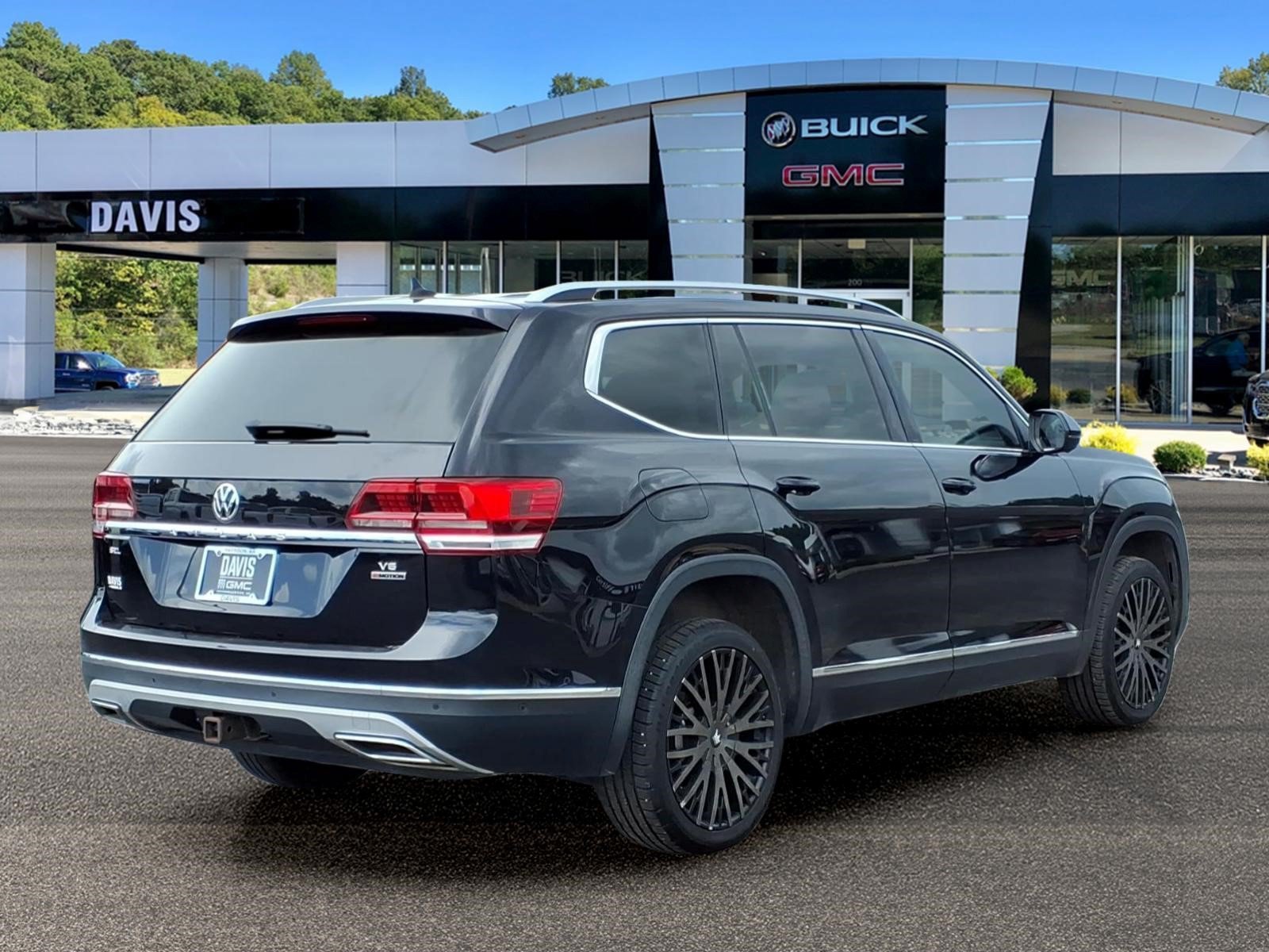 Used 2019 Volkswagen Atlas SEL Premium AWD/4WD image 6