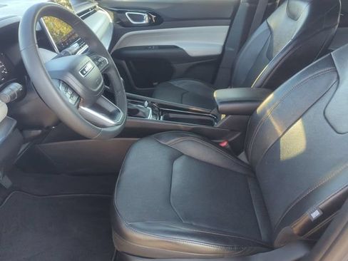 Used 2023 Jeep Compass Limited AWD/4WD image 11