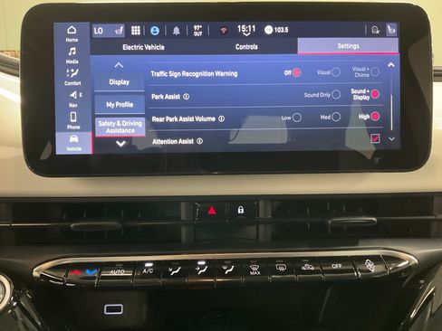 New 2026 FIAT 500 e w/ Comfort Group FWD image 6