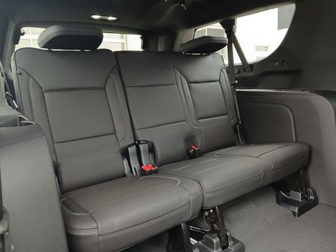New 2026 GMC Yukon XL Denali w/ Sun & Power Step Package AWD/4WD image 17