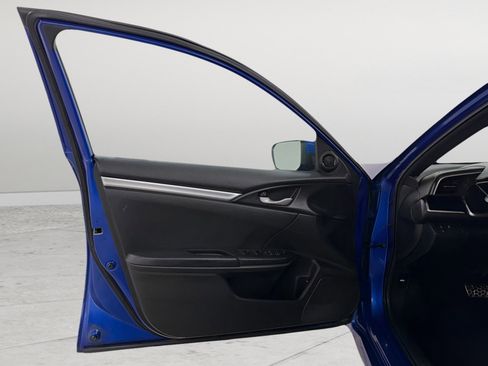 Used 2019 Honda Civic Sport image 18