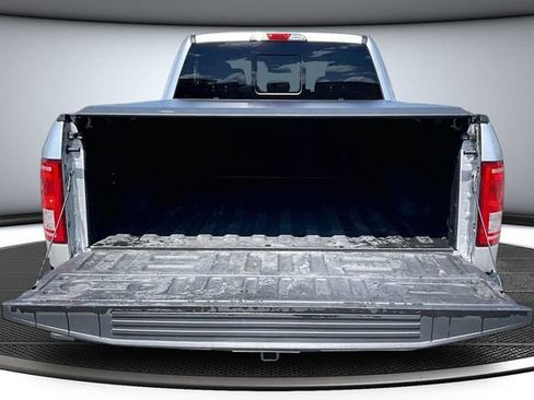 Used 2016 Ford F150 XLT w/ Equipment Group 302A Luxury AWD/4WD image 7