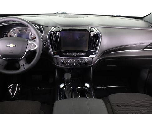 Used 2023 Chevrolet Traverse LT FWD image 40