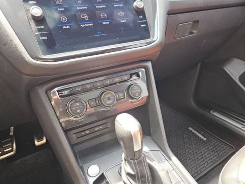 Used 2021 Volkswagen Tiguan SEL Premium R-Line w/ 3rd Row Seat Package image 29