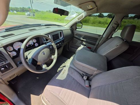 Used 2008 Dodge Ram 1500 Truck ST RWD image 4