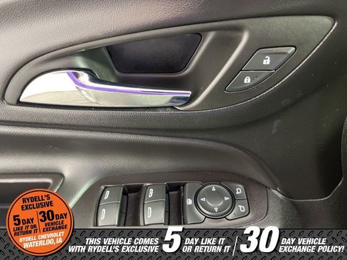 Certified 2022 Chevrolet Equinox LT image 28