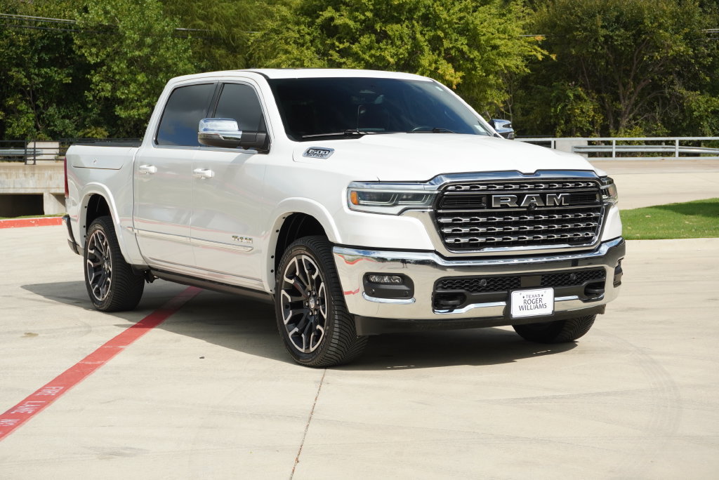 Used 2025 RAM 1500 Limited AWD/4WD image 7