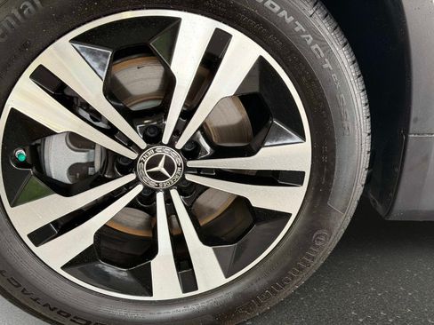 Certified 2026 Mercedes-Benz GLB 250 image 8