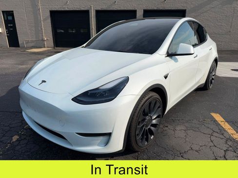 Used 2023 Tesla Model Y Performance AWD/4WD image 1