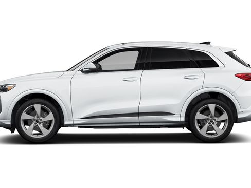 Certified 2025 Audi Q5 Premium Plus AWD/4WD image 8