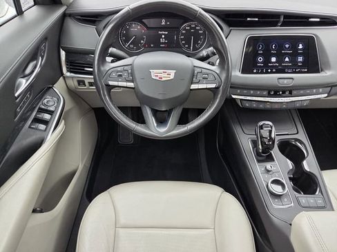 Used 2023 Cadillac XT4 Premium Luxury w/ Enhanced Visibility Package FWD image 16