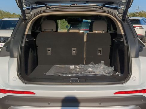 New 2026 Lincoln Corsair Reserve FWD image 22