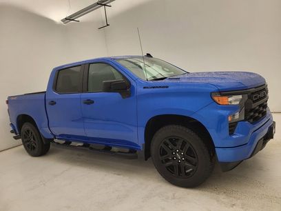 New 2025 Chevrolet Silverado 1500 Custom w/ Turbomax Blackout Package