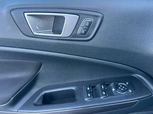 Used 2022 Ford EcoSport SE w/ SE Convenience Package image 11