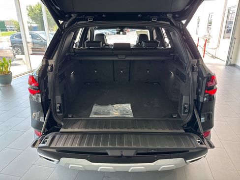 New 2026 BMW X5 xDrive40i w/ Climate Comfort Package AWD/4WD image 9