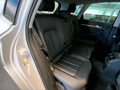 Certified 2023 Audi Q5 2.0T Premium w/ Convenience Package image 19