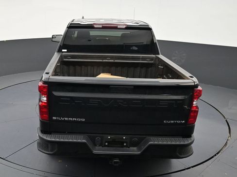 Used 2022 Chevrolet Silverado 1500 Custom RWD image 15