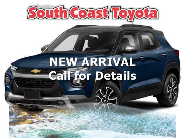 Used 2022 Chevrolet TrailBlazer ACTIV w/ Sun and Liftgate Package FWD image 1