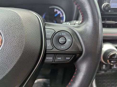Used 2021 Toyota RAV4 SE w/ Weather & Moonroof Package AWD/4WD image 27