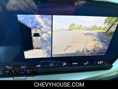 New 2026 Chevrolet Traverse LT w/ Midnight/Sport Edition FWD image 21