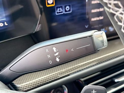 New 2026 Chevrolet Traverse High Country image 18