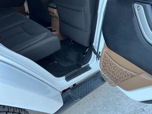 Used 2014 Jeep Wrangler Unlimited Sahara w/ Connectivity Group image 16