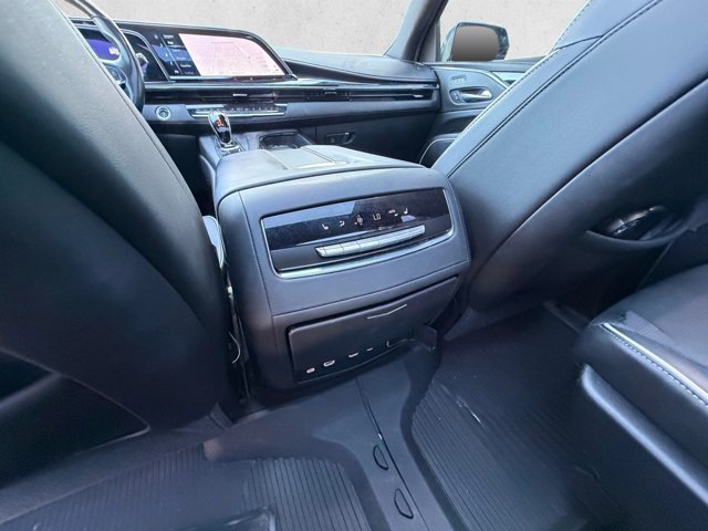 Used 2021 Cadillac Escalade Sport RWD image 18