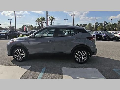 Used 2024 Nissan Kicks SV image 26