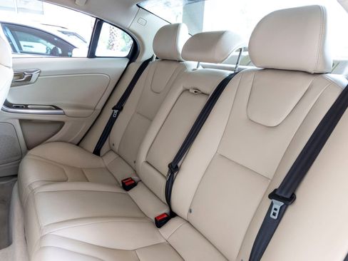 Used 2015 Volvo S60 T5 Premier image 20