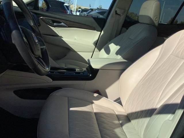 Used 2021 Buick Envision Avenir FWD image 17