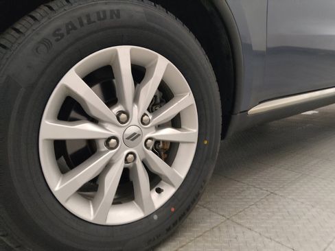 Used 2020 Dodge Durango SXT w/ 3rd Row Seating Group AWD/4WD image 31