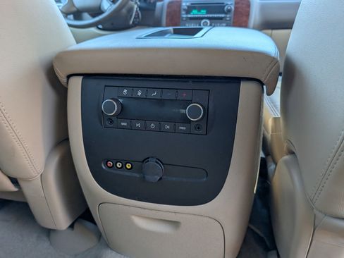 Used 2013 Chevrolet Tahoe LT w/ Texas Edition image 23