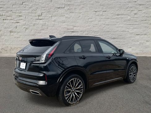 Used 2024 Cadillac XT4 Sport image 5