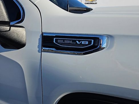 Used 2024 GMC Sierra 1500 SLT w/ SLT Premium Plus Package image 16